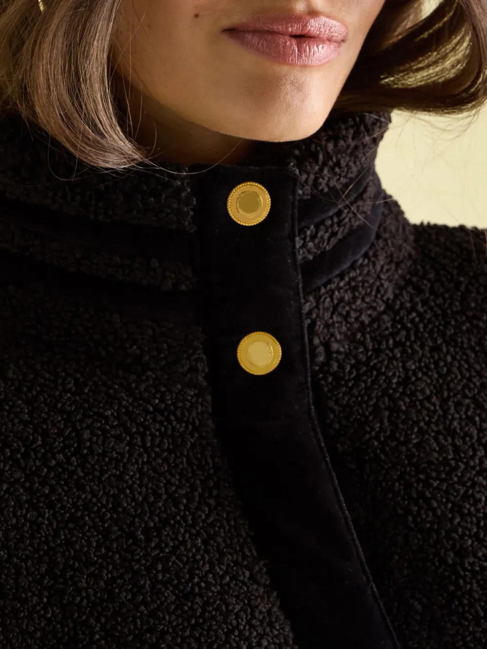 Funnel Neck Fleur Black Fleece Jacket