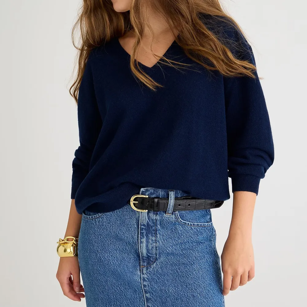 Cashmere relaxed V-neck sweater