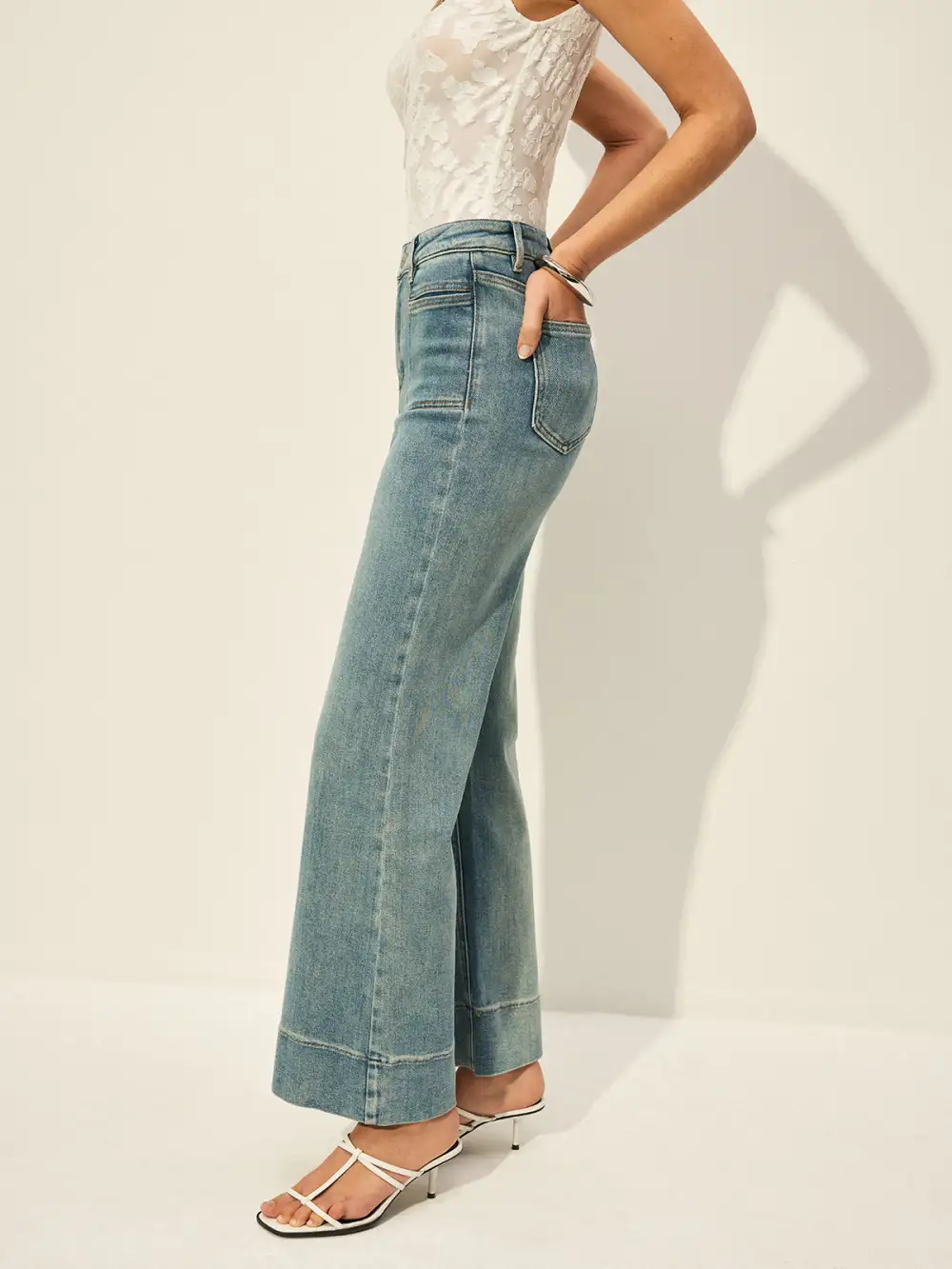 Pocketed Button Up Mid-Waist Jeans