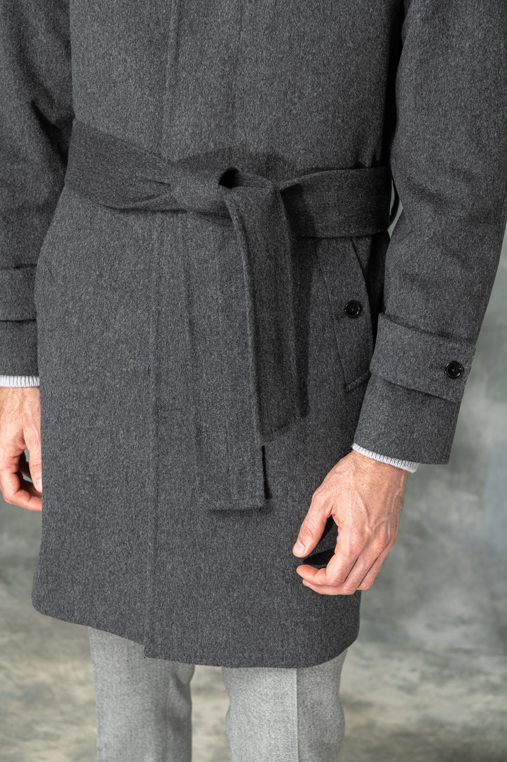 GREY RAGLAN COAT IN LORO PIANA WOOL