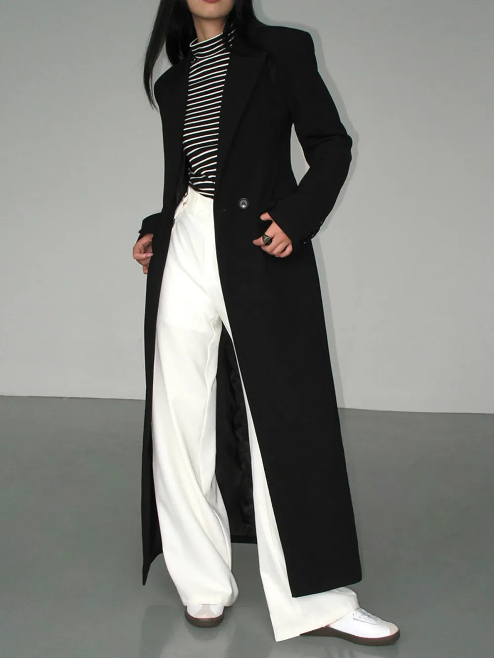 Plain Button Up Lapel Long Blazer