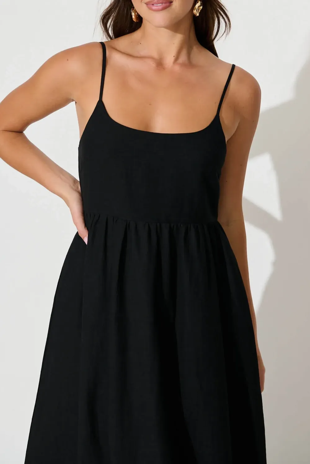 Black Strapless Flowy Maxi Dress