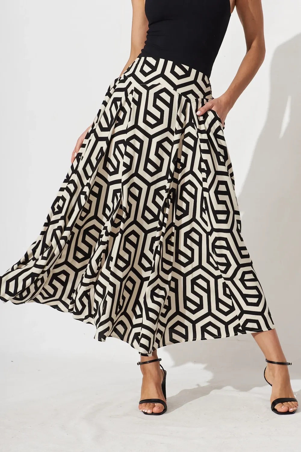 Black Geometric Print Maxi Skirt