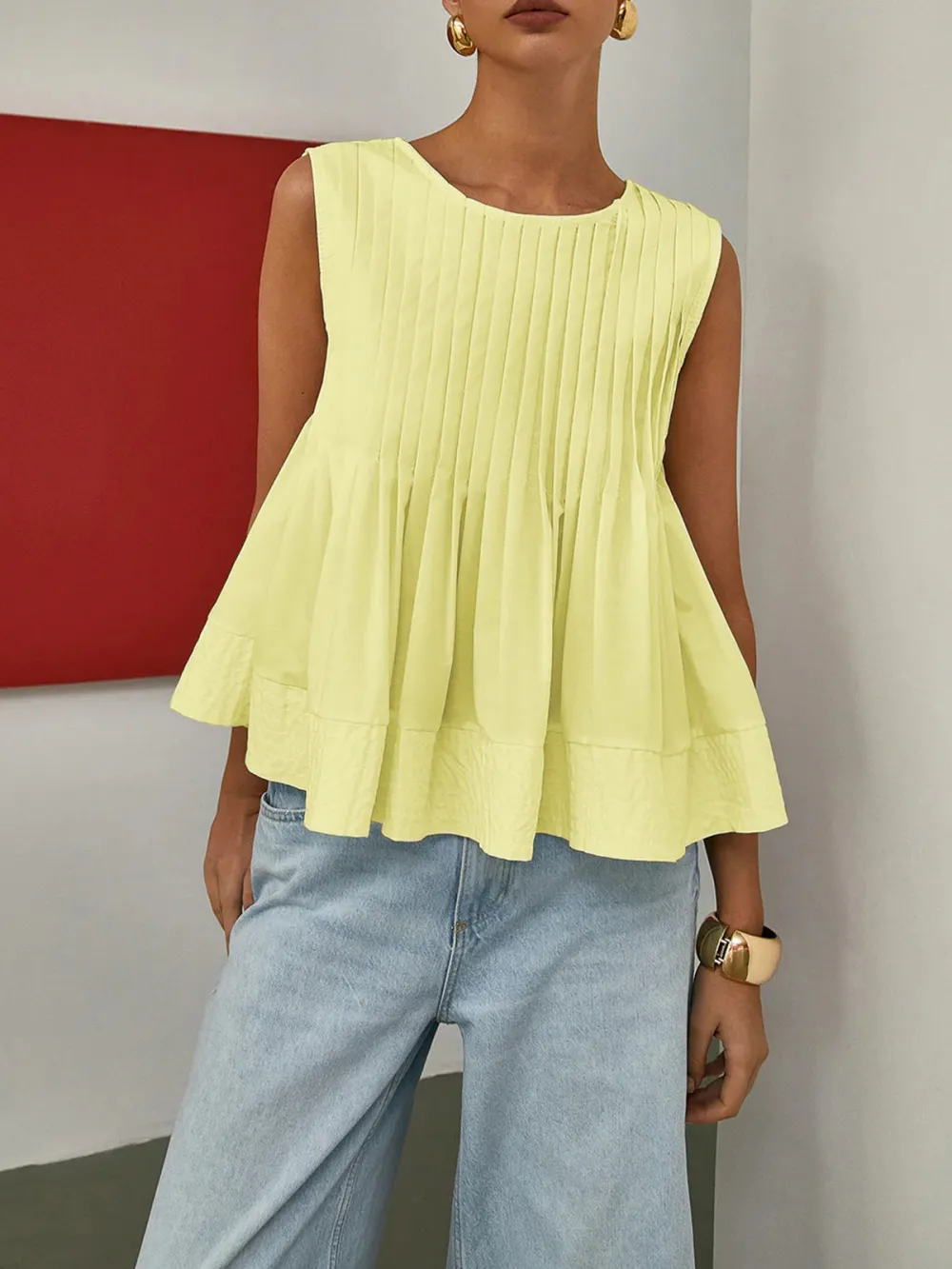 Pleated Crew Neck Sleeveless Blouse