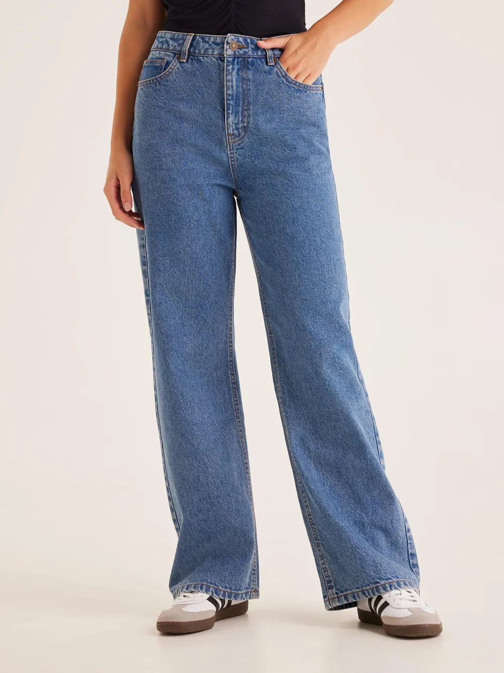 Rae Wide Leg Jean