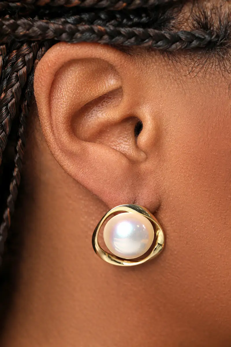 No Oyster Pearl Earrings