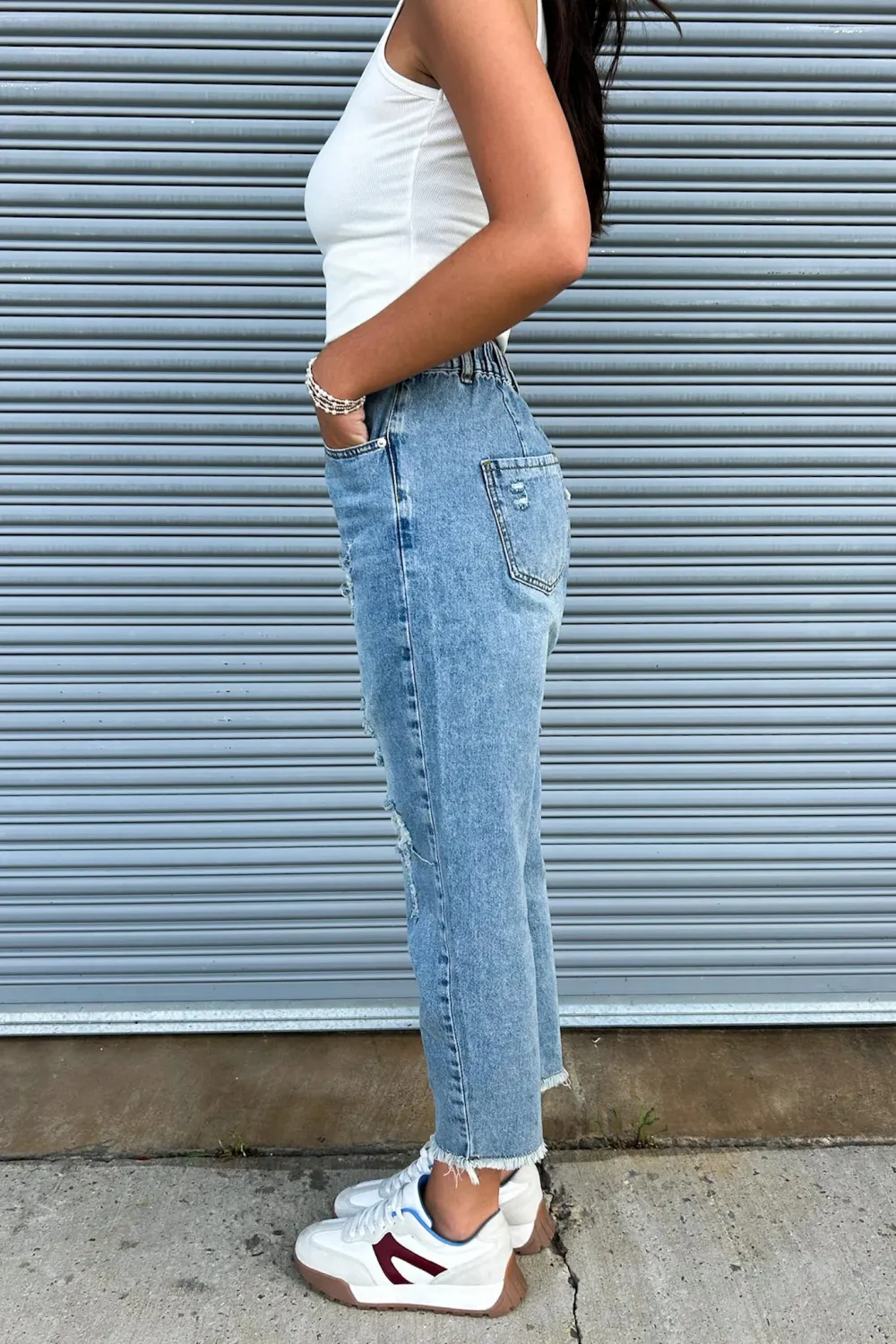 Distressed Straight Leg Jeans