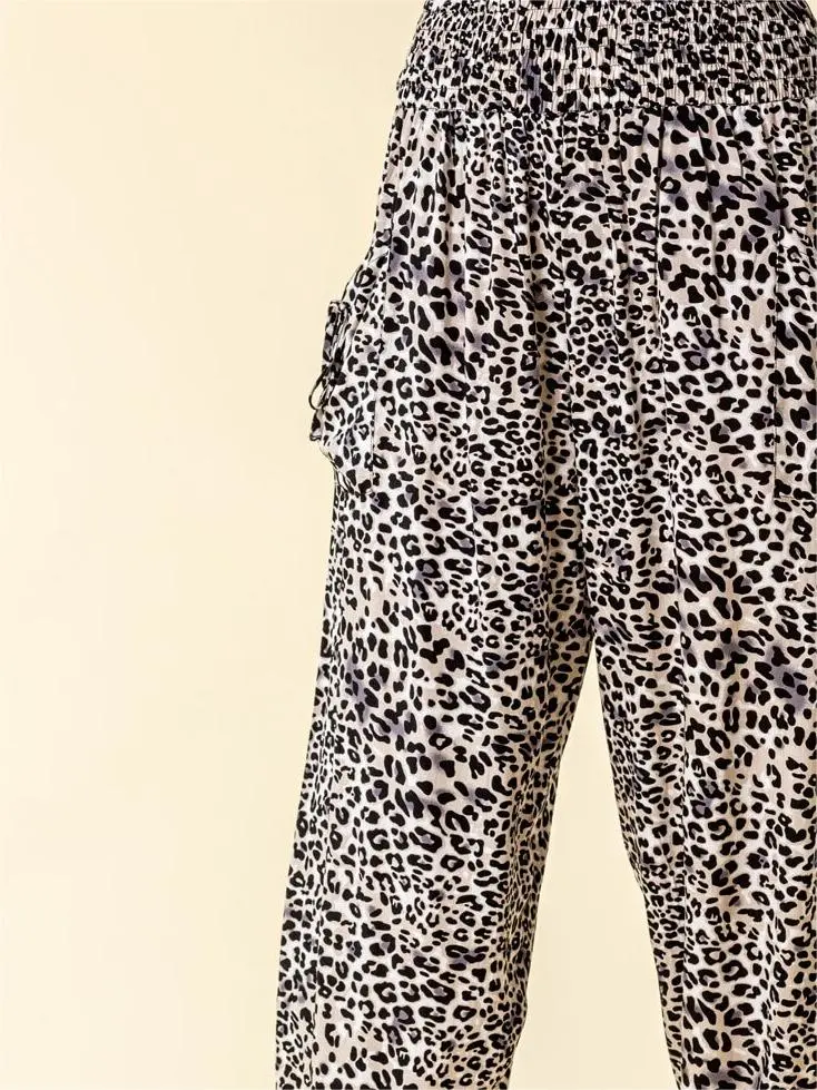 Leopard print casual trousers