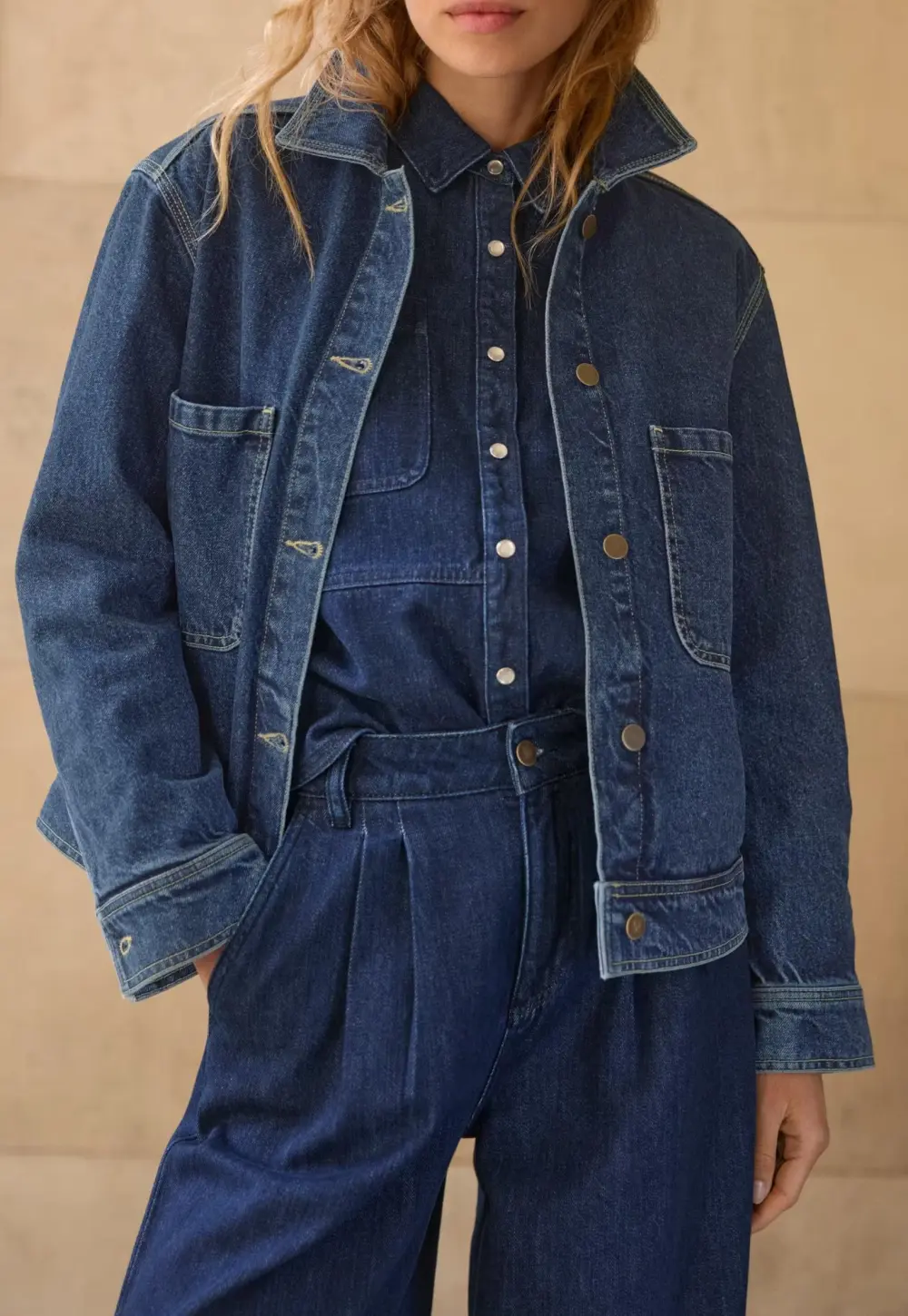 Boxy denim jacket
Recycled cotton