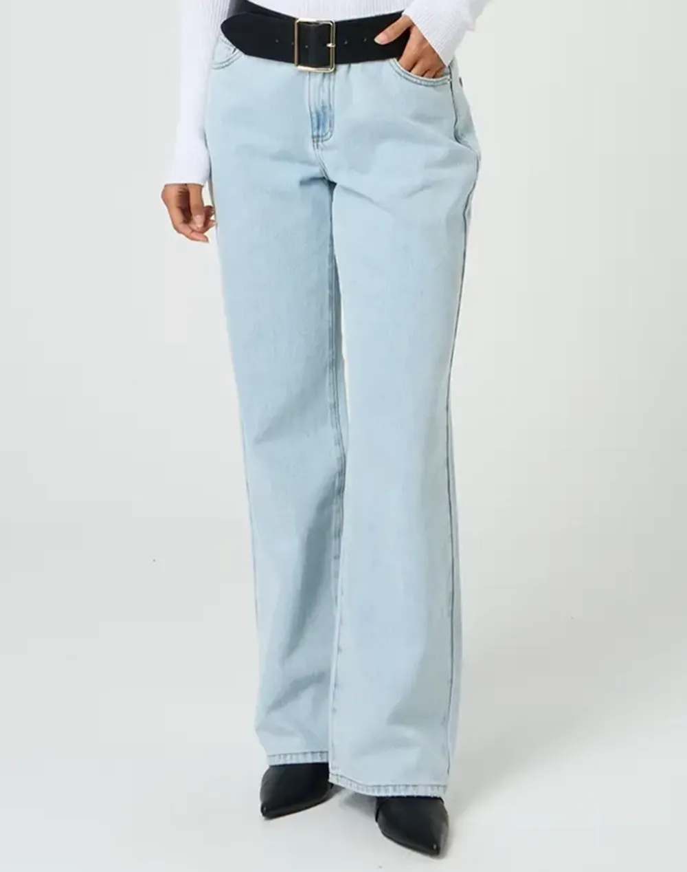 Low Rise Straight Leg Jean