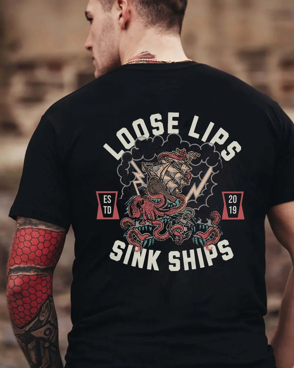 Loose Lips Sink Ships Printed Men's T-shirt