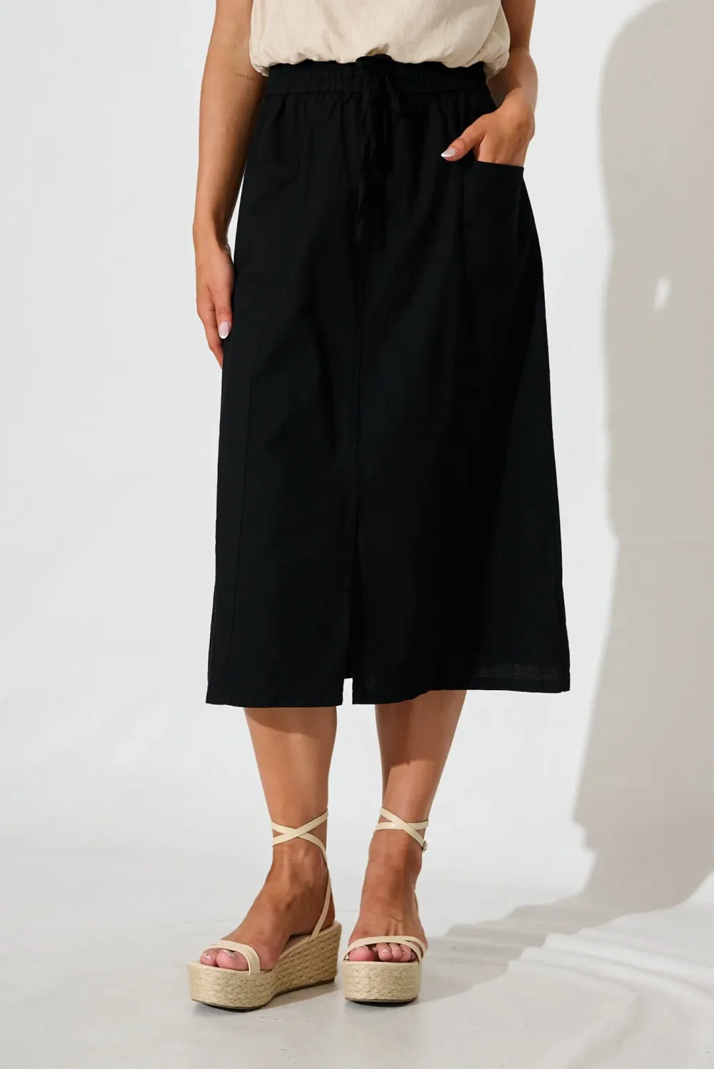 Black Elastic Waist Midi Skirt