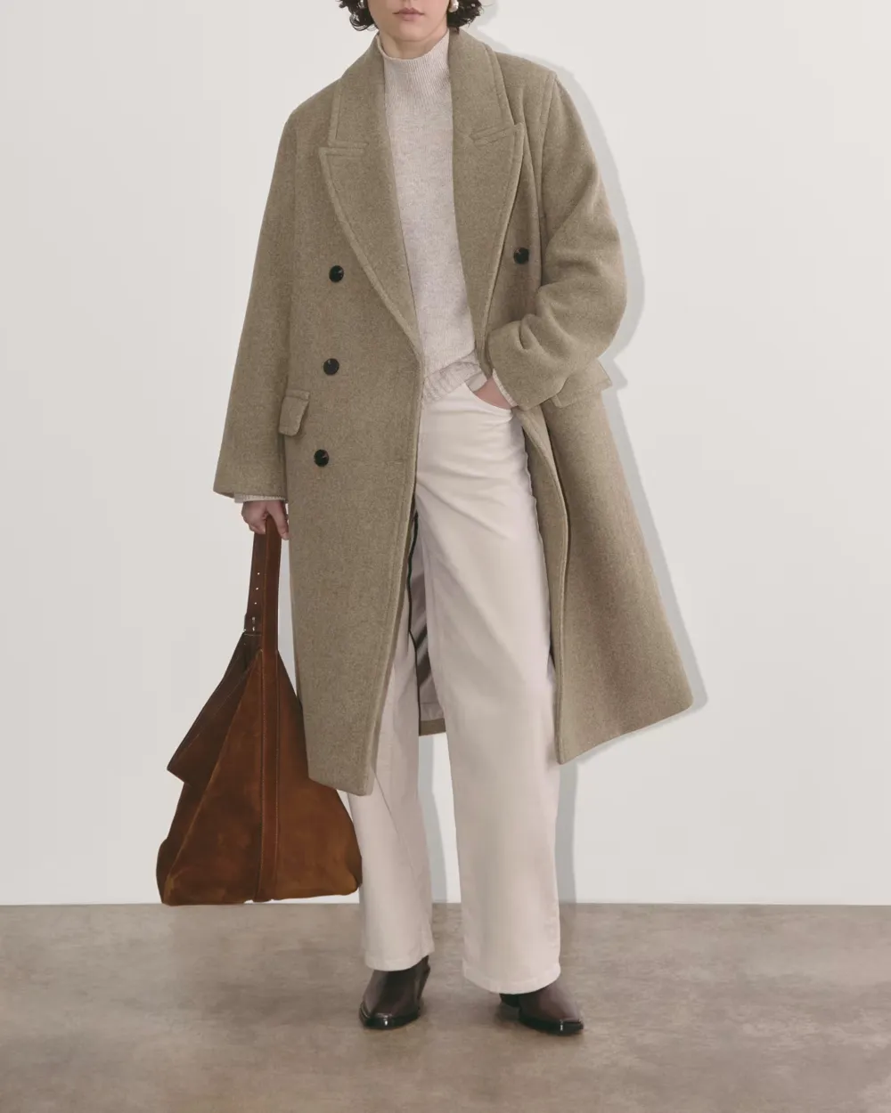 The Double-Breasted Coat in Wool