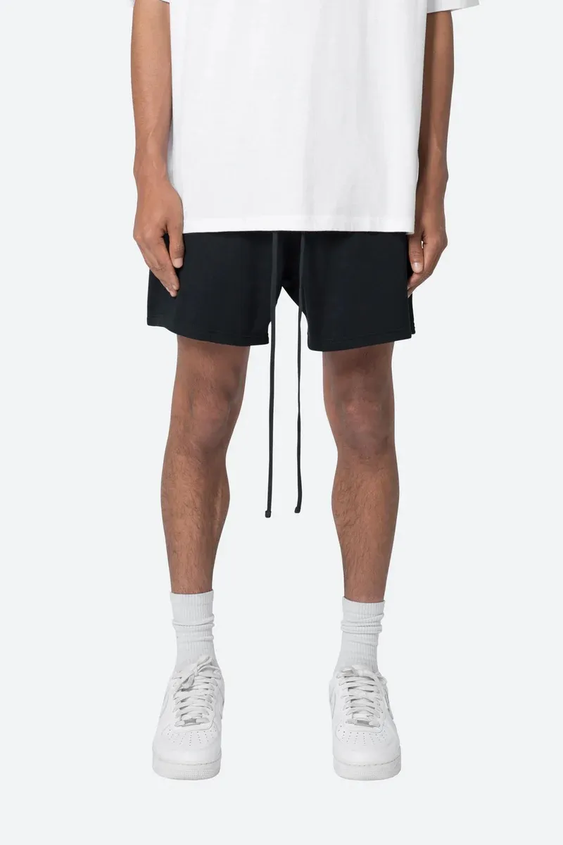 EVERY DAY BLACK SWEATSHORTS