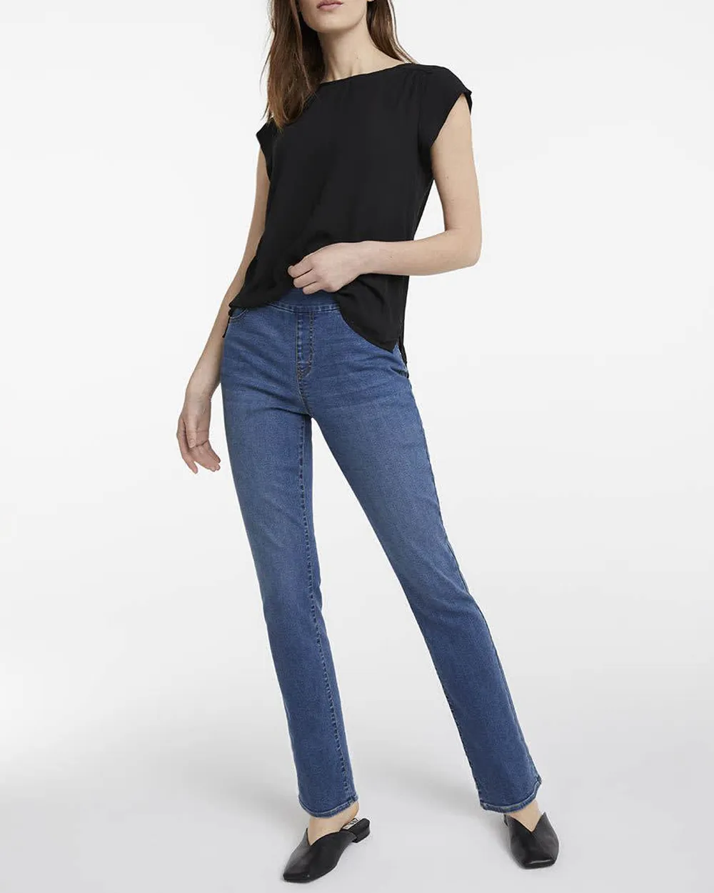 Straight-Leg Mid-Rise Jean - The Comfort