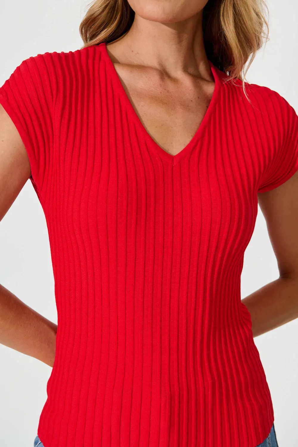 Red Ribbed Short Sleeve V Neck Knit Top