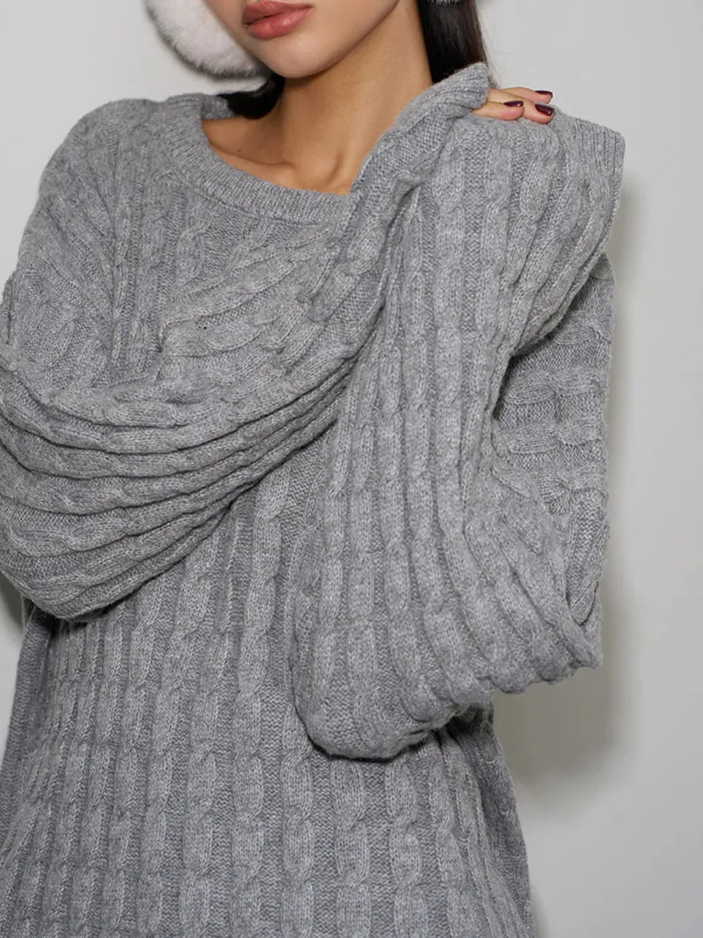 Twisted Knit Drop Shoulder Sweater With Scarf