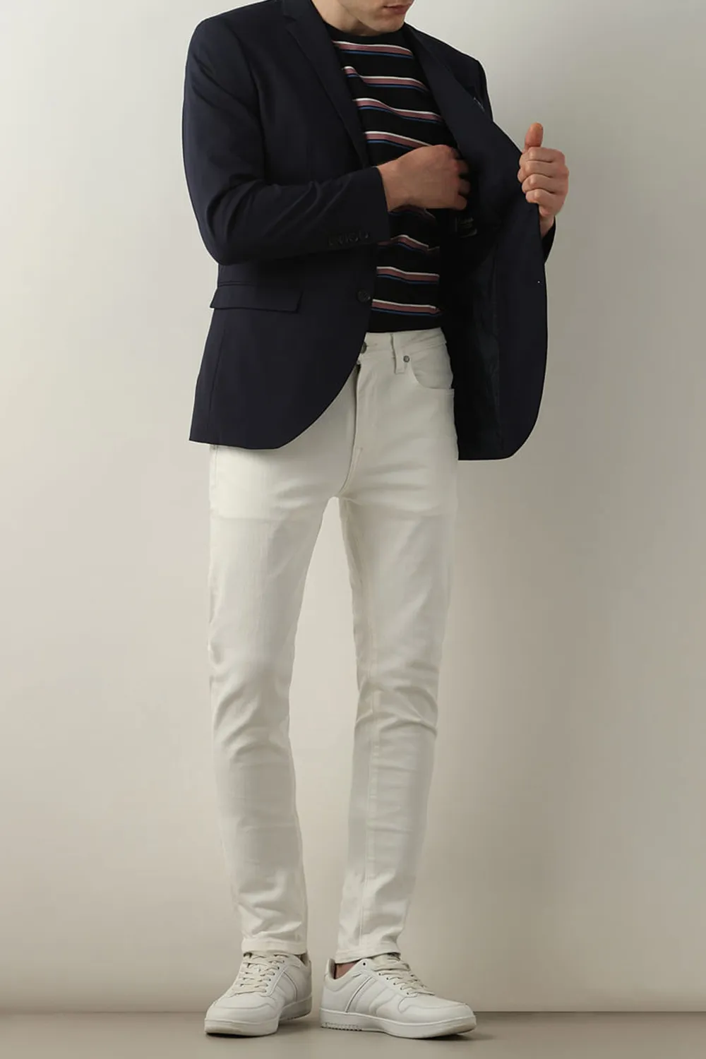 White Mid Rise Leon Slim Fit Jeans