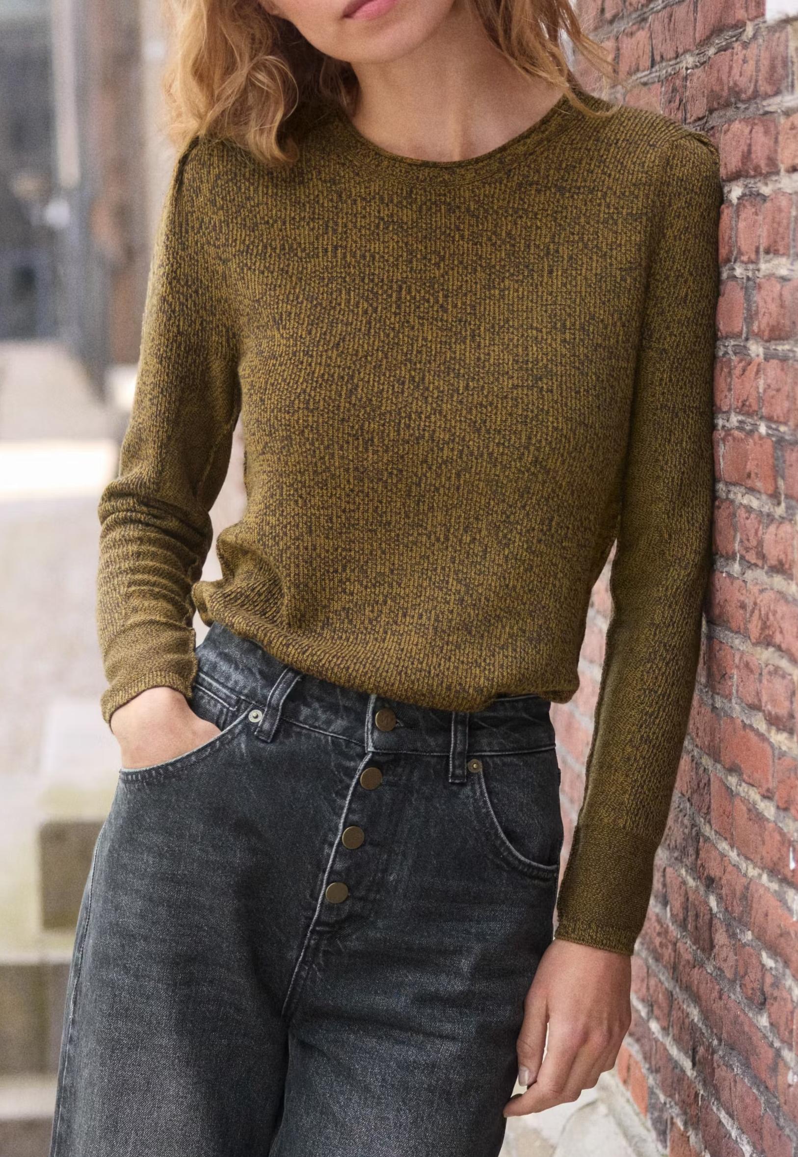 Flecked sweater
Wool & organic cotton