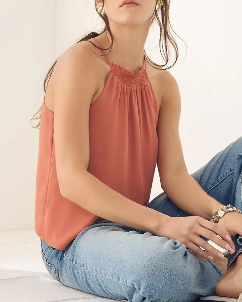 Sleeveless Halter-Neck Blouse