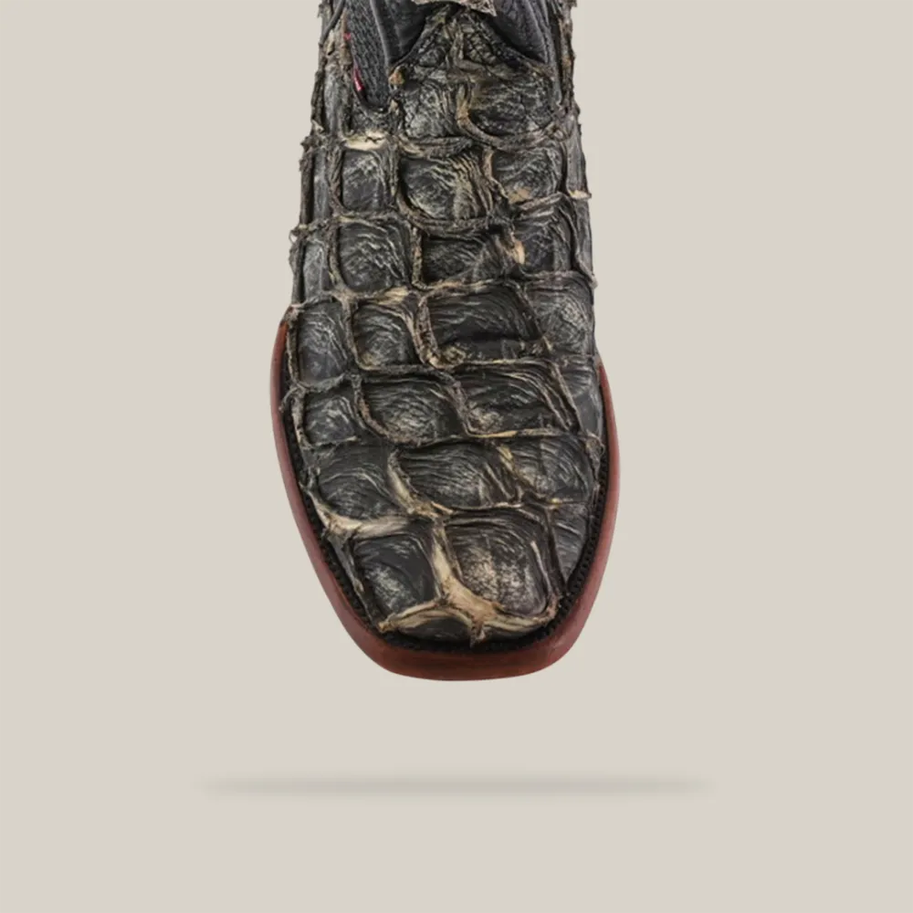 Narrow square Toe