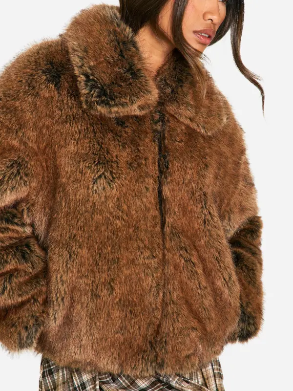 PREMIUM COLLARED FAUX FUR COAT