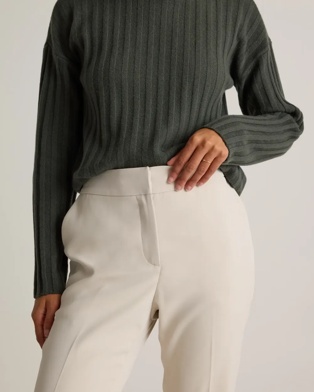 Stretch Crepe Ankle Pants