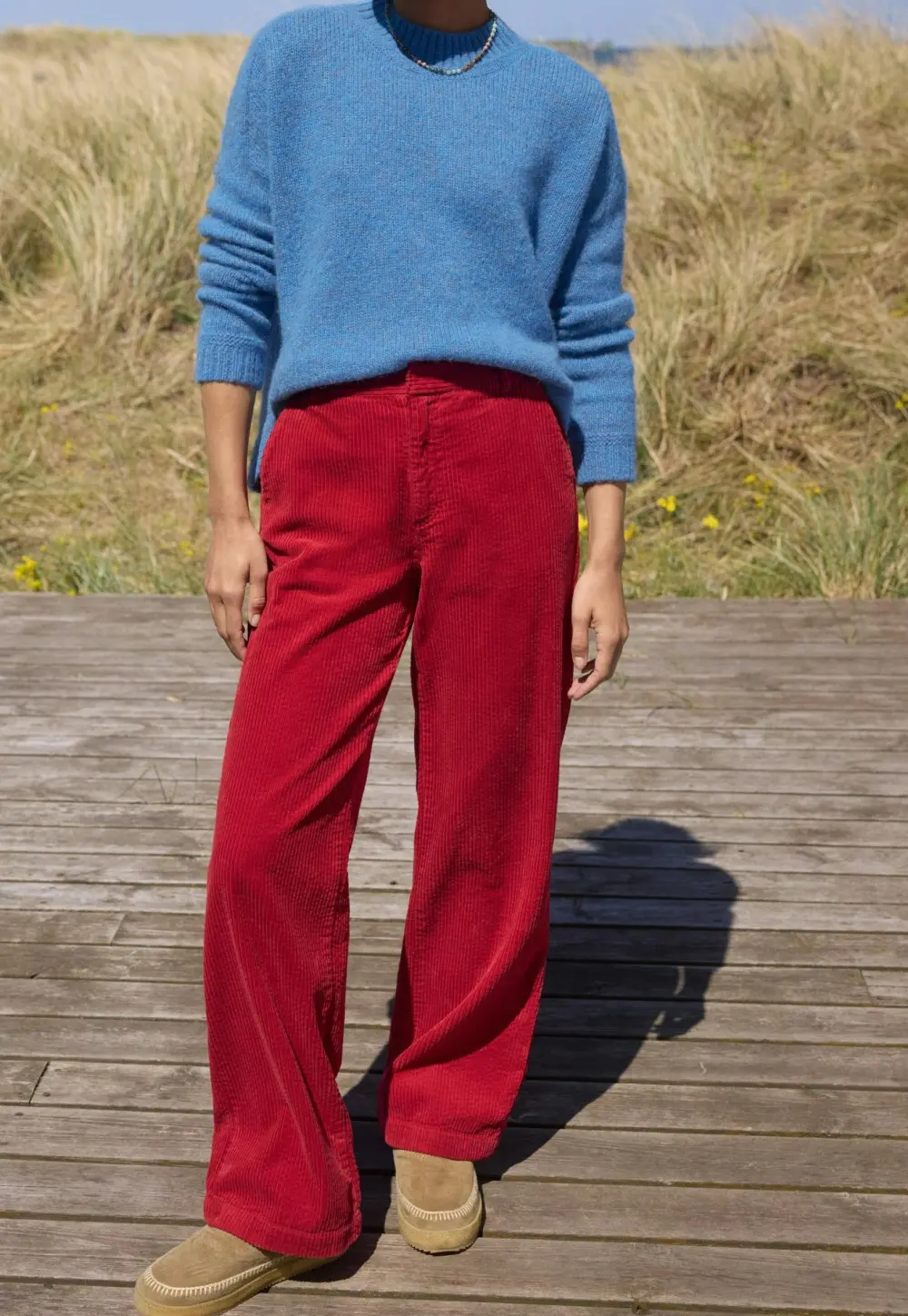 Straight-leg cord trousers
Cotton cord