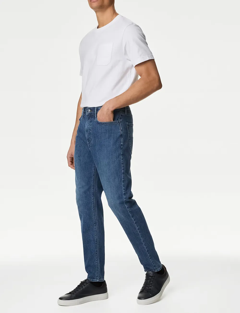 Tapered Fit Stretch Jeans