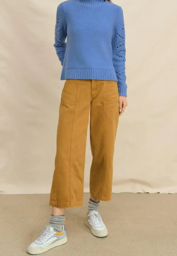 Wide-leg trousers
Cotton twill