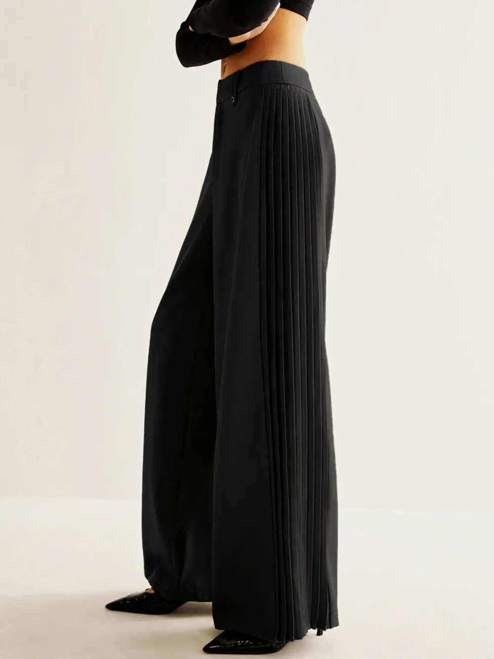 Pleated Detail Plain Wide-Leg Pants