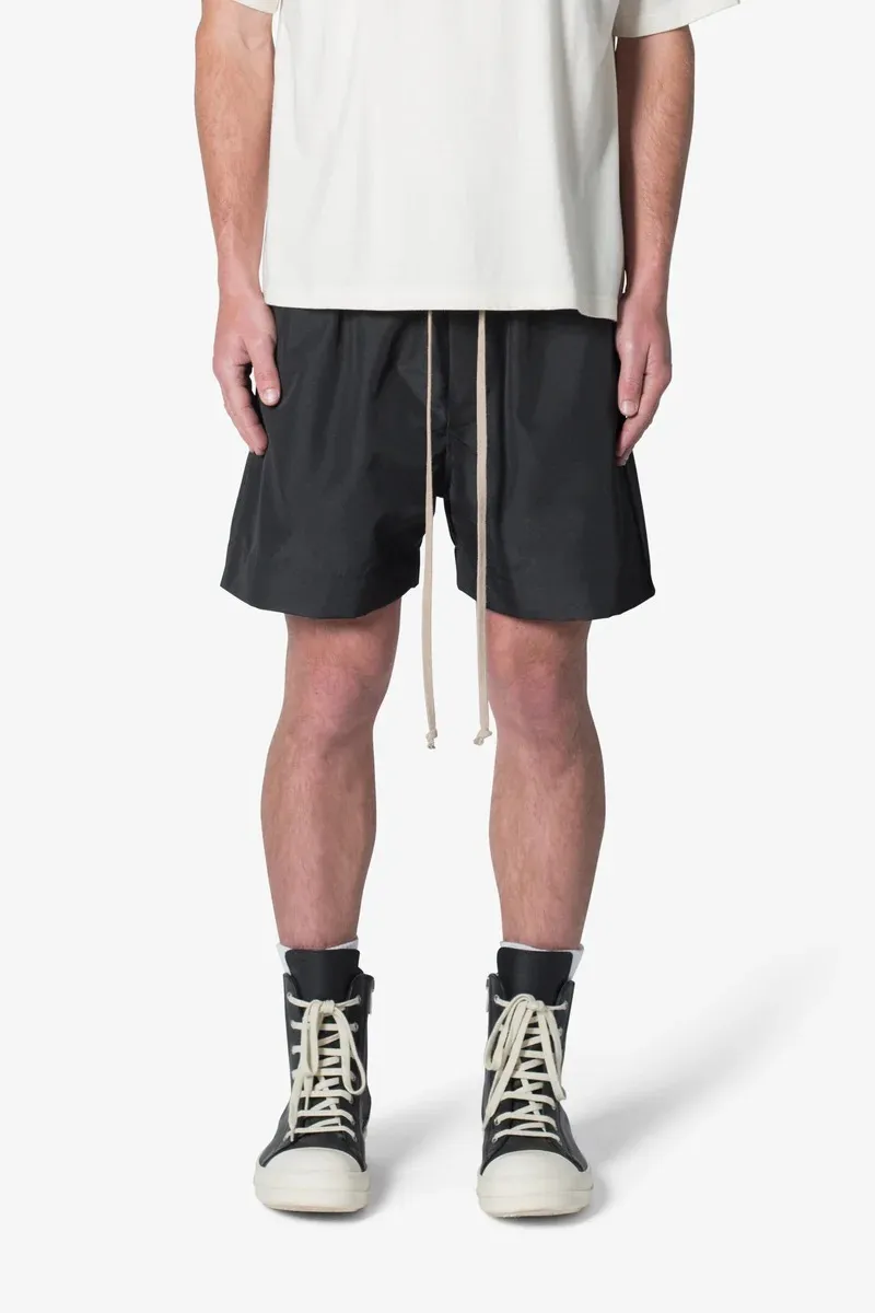 WEIMAR BLACK SHORTS