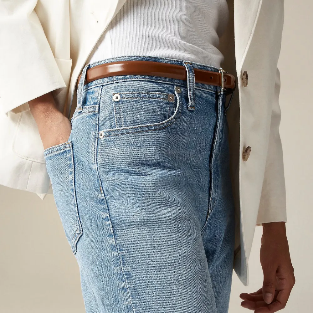 High-rise straight jean semi-stretch