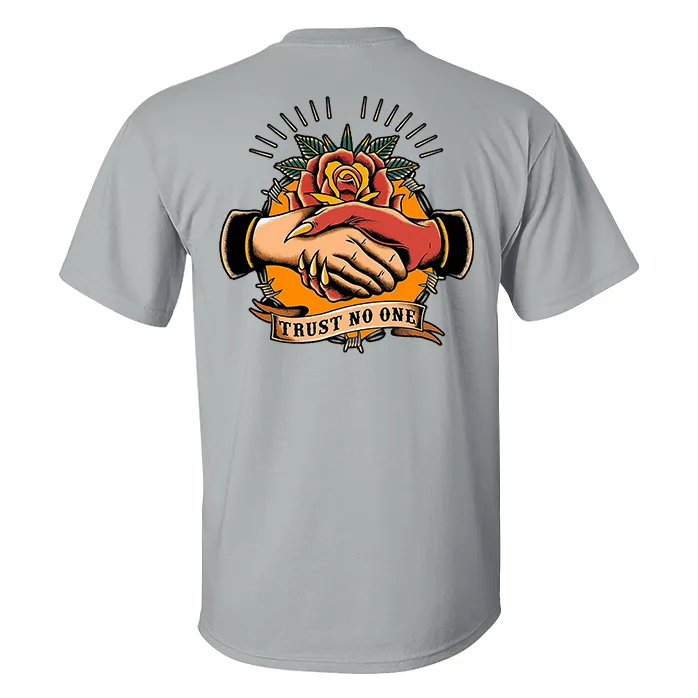 Trust No One Handshake Print Short-sleeved T-shirt