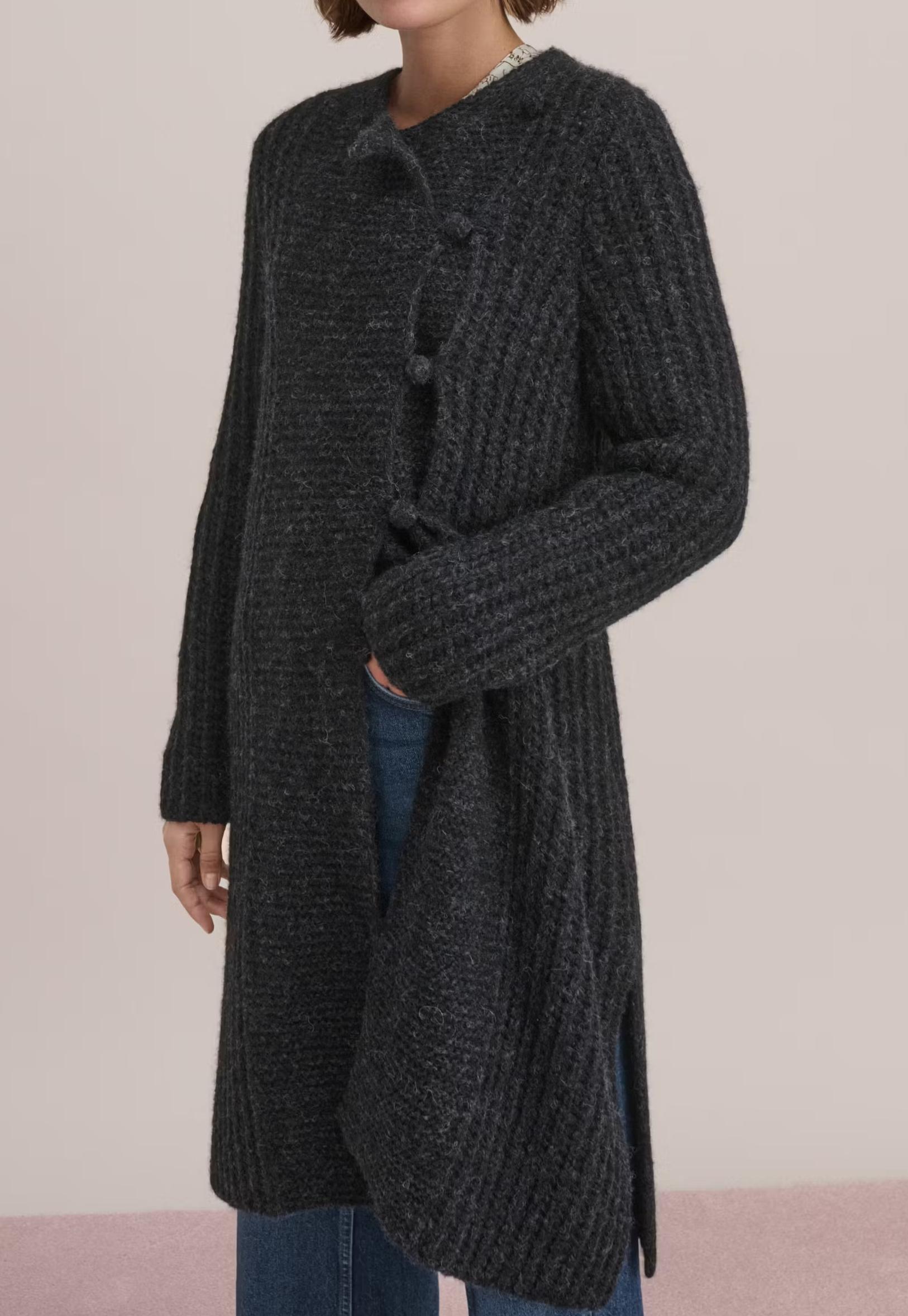 Longline cardigan
Alpaca & merino wool blend