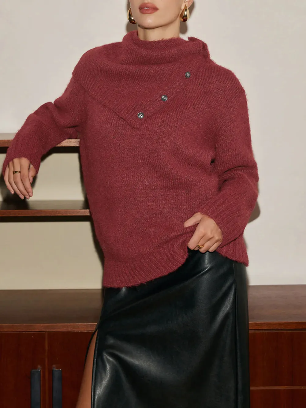 Plain Round Neck Sweater With Detachable Scarf