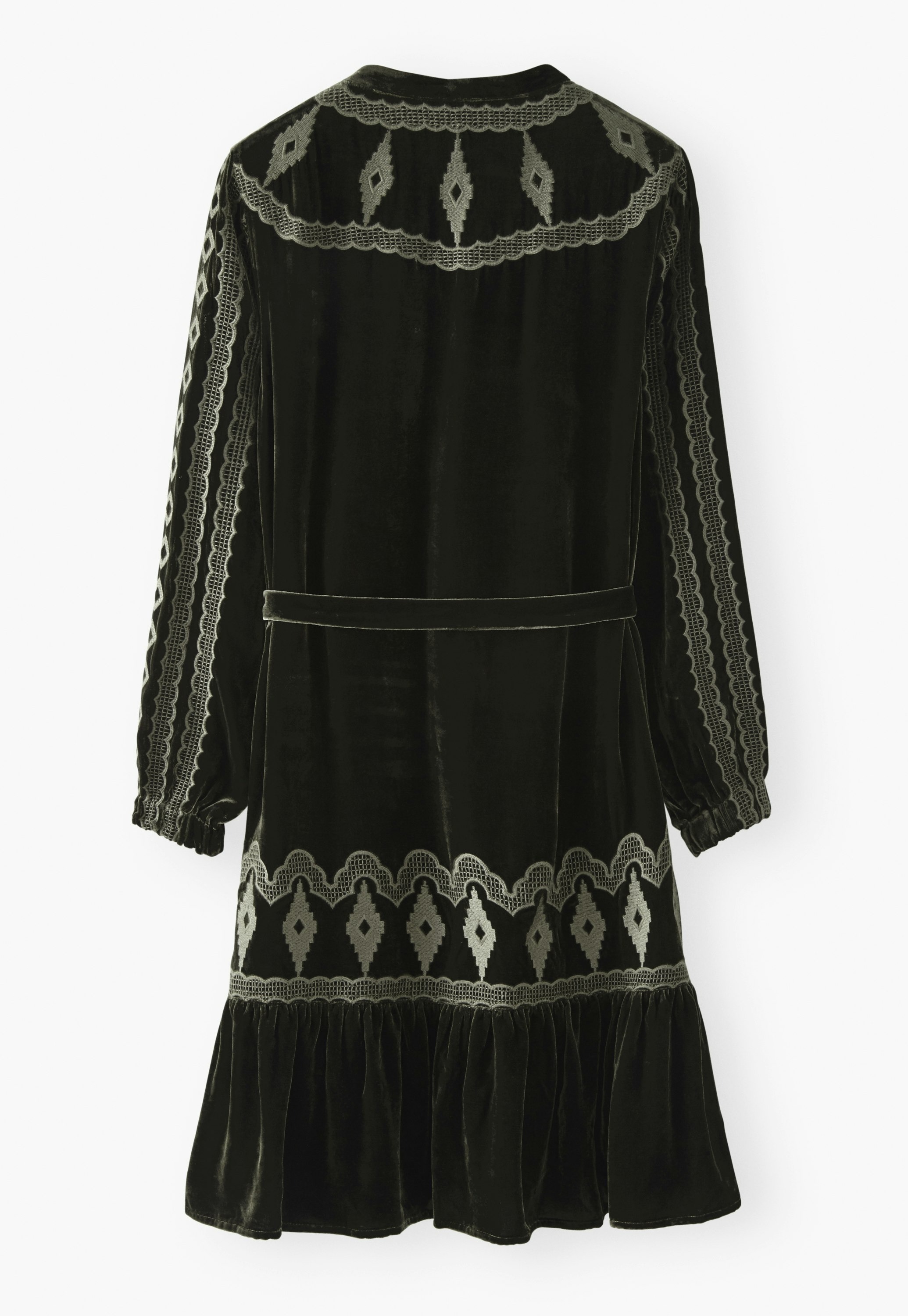 Embroidered dress
Silk & viscose velvet