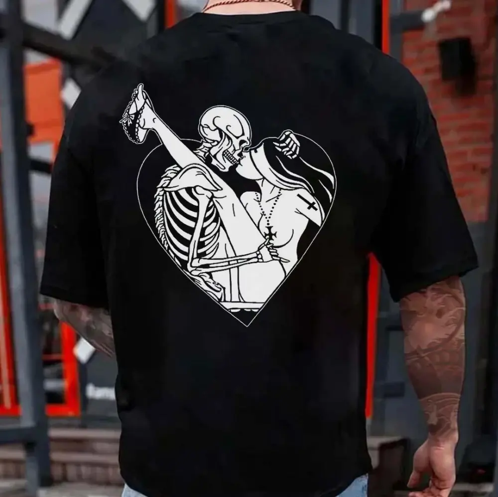 Kiss Her Printed Men's T-shirt
