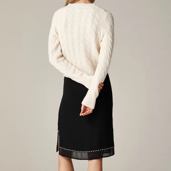 Cashmere shrunken cable-knit crewneck sweater