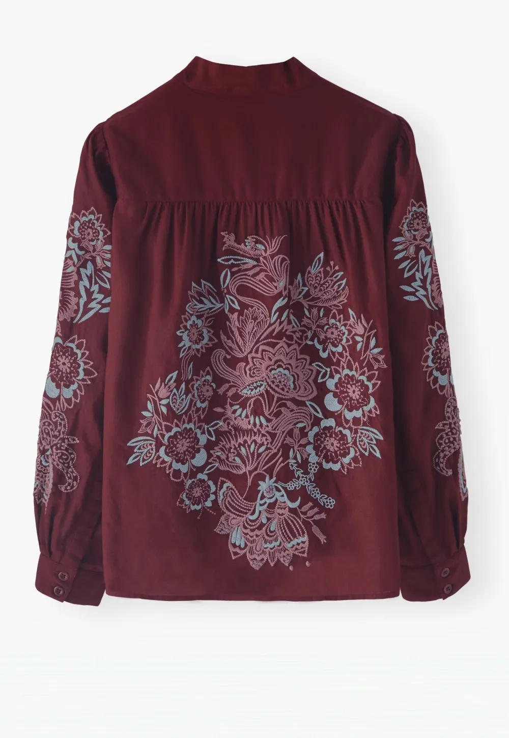 Embroidered blouse
Fine cotton