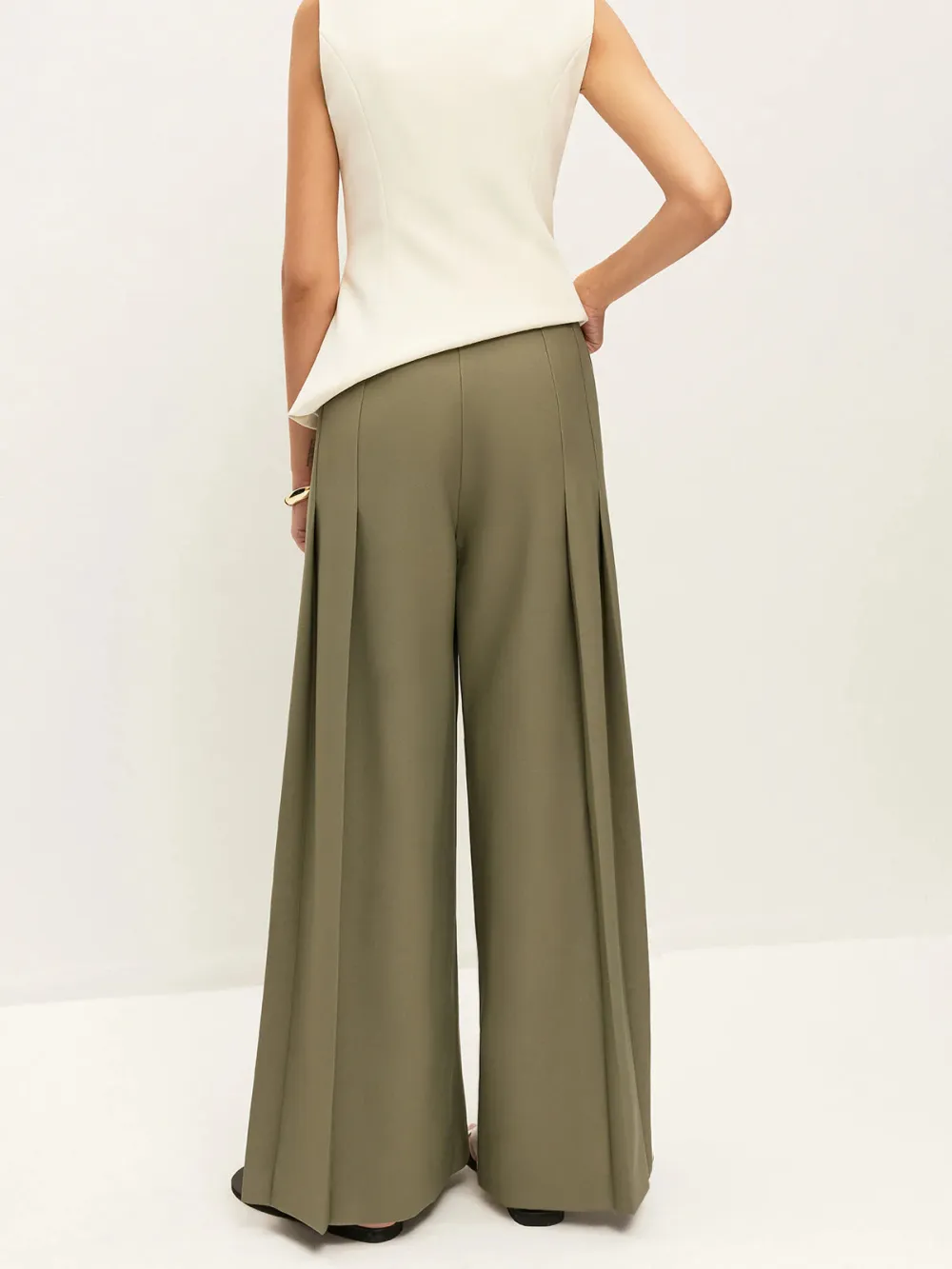 Pleated Wide-Leg Mid-Waist Pants