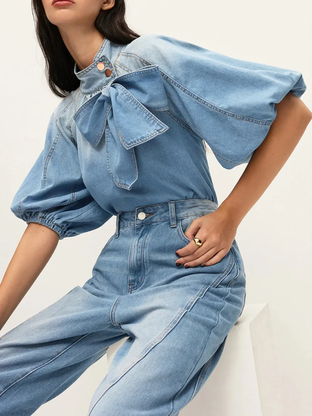 Bow Decor Half Sleeve Denim Blouse