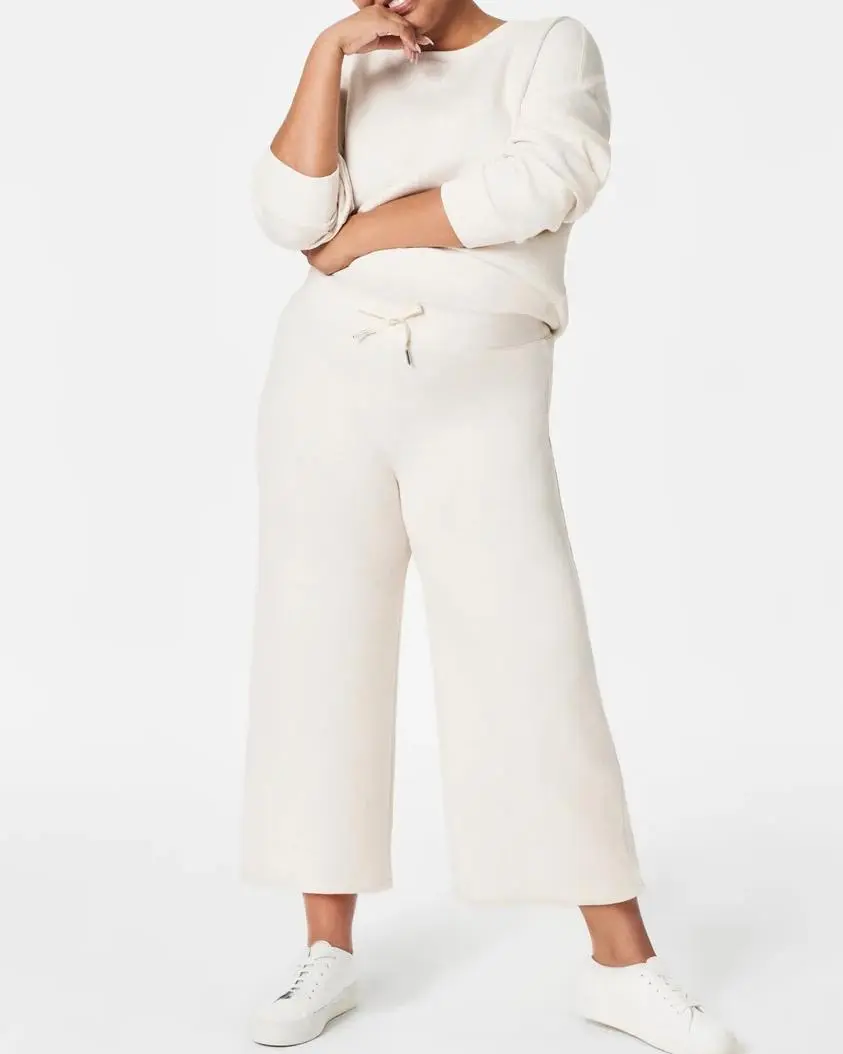 Loose Cropped Wide Leg Pant