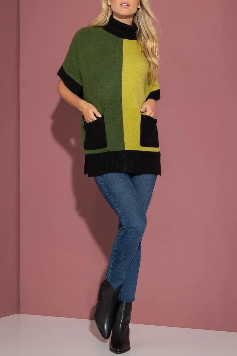 Short Sleeve Colour Block Knit Top