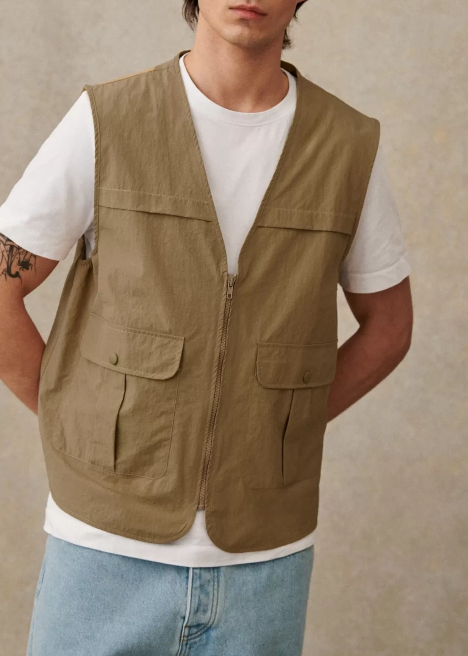 Wilderness V-Neck Jacket