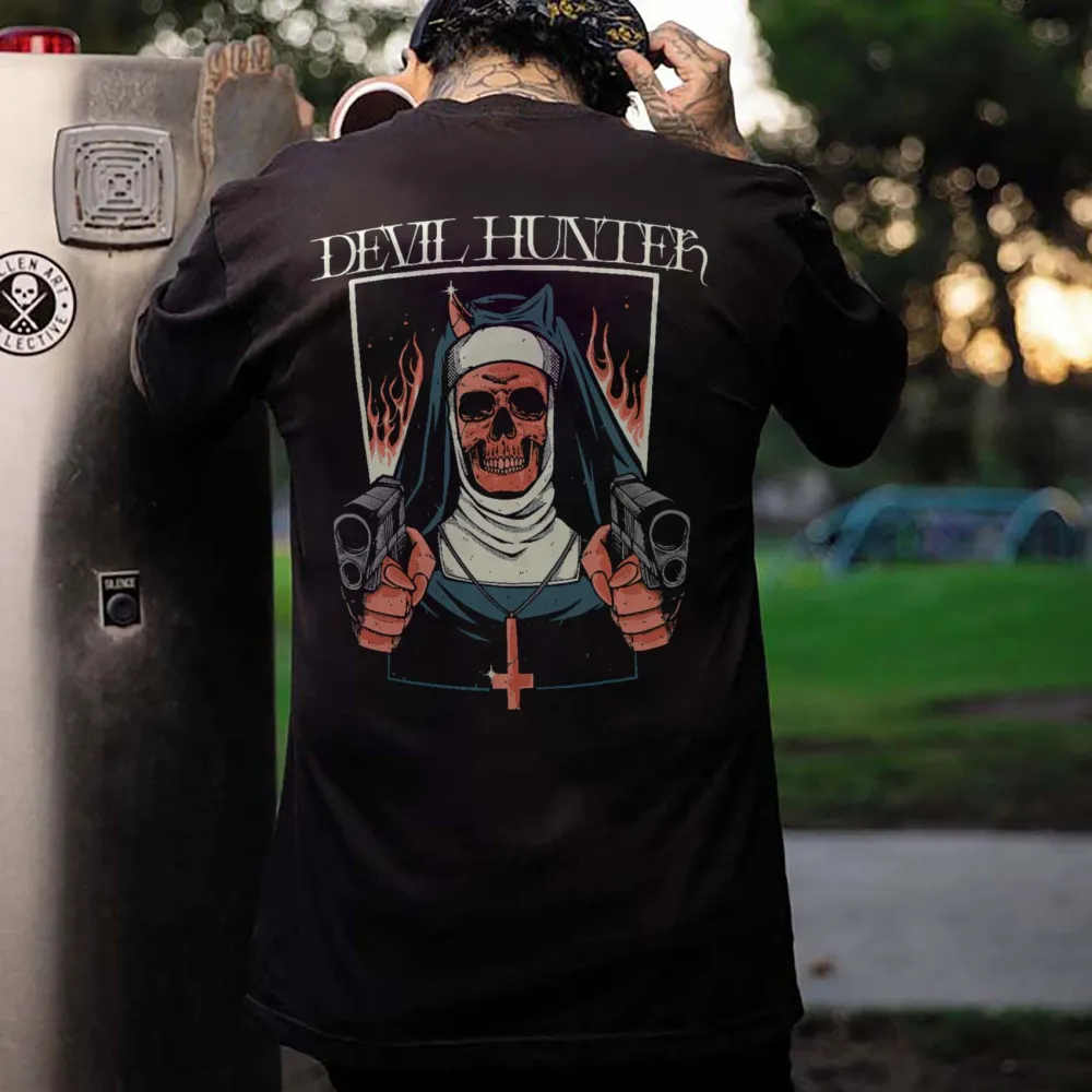 Devil Hunter Printed Men's T-shirt
