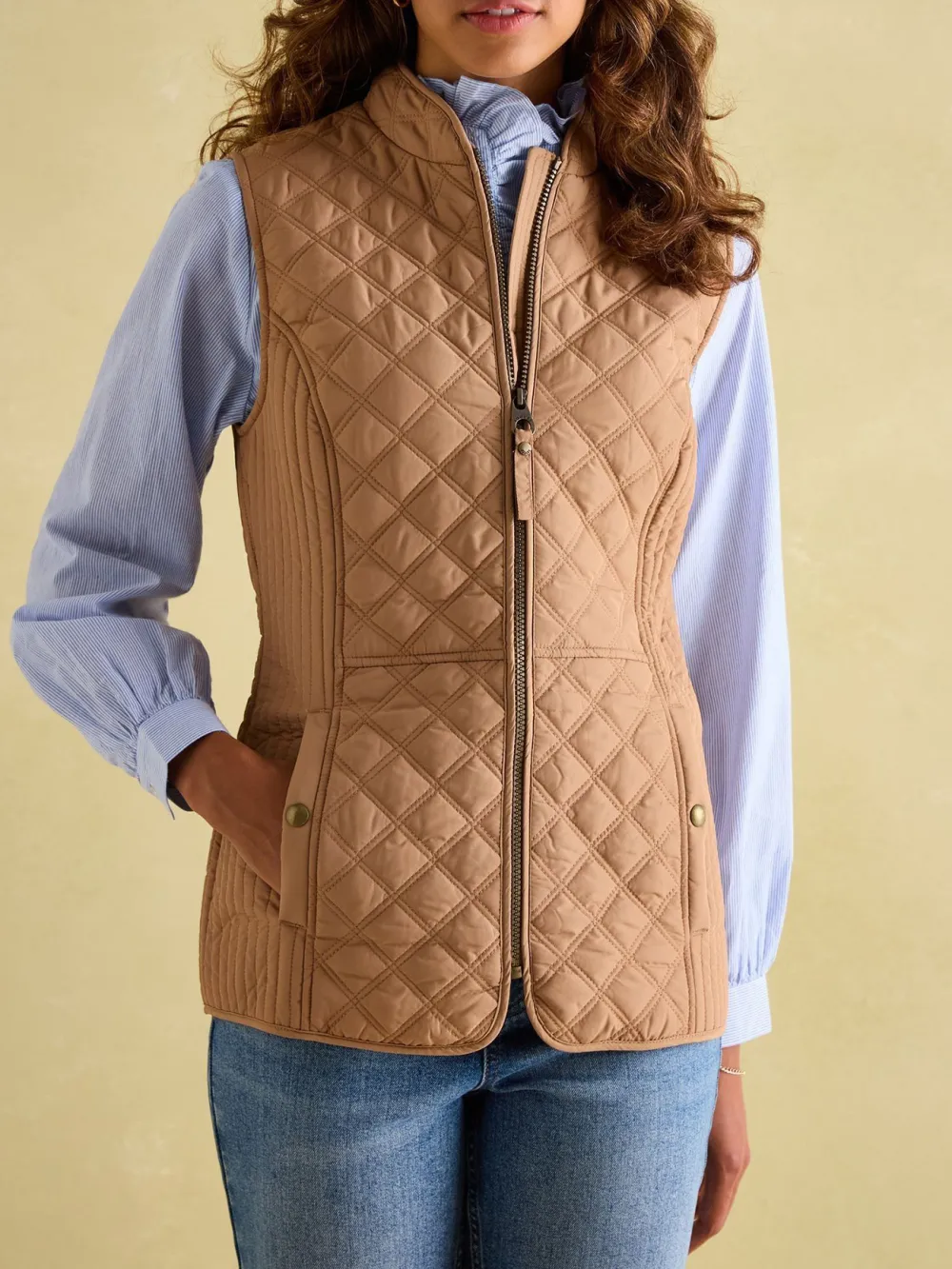 Minx Tan Showerproof Diamond Quilted Gilet