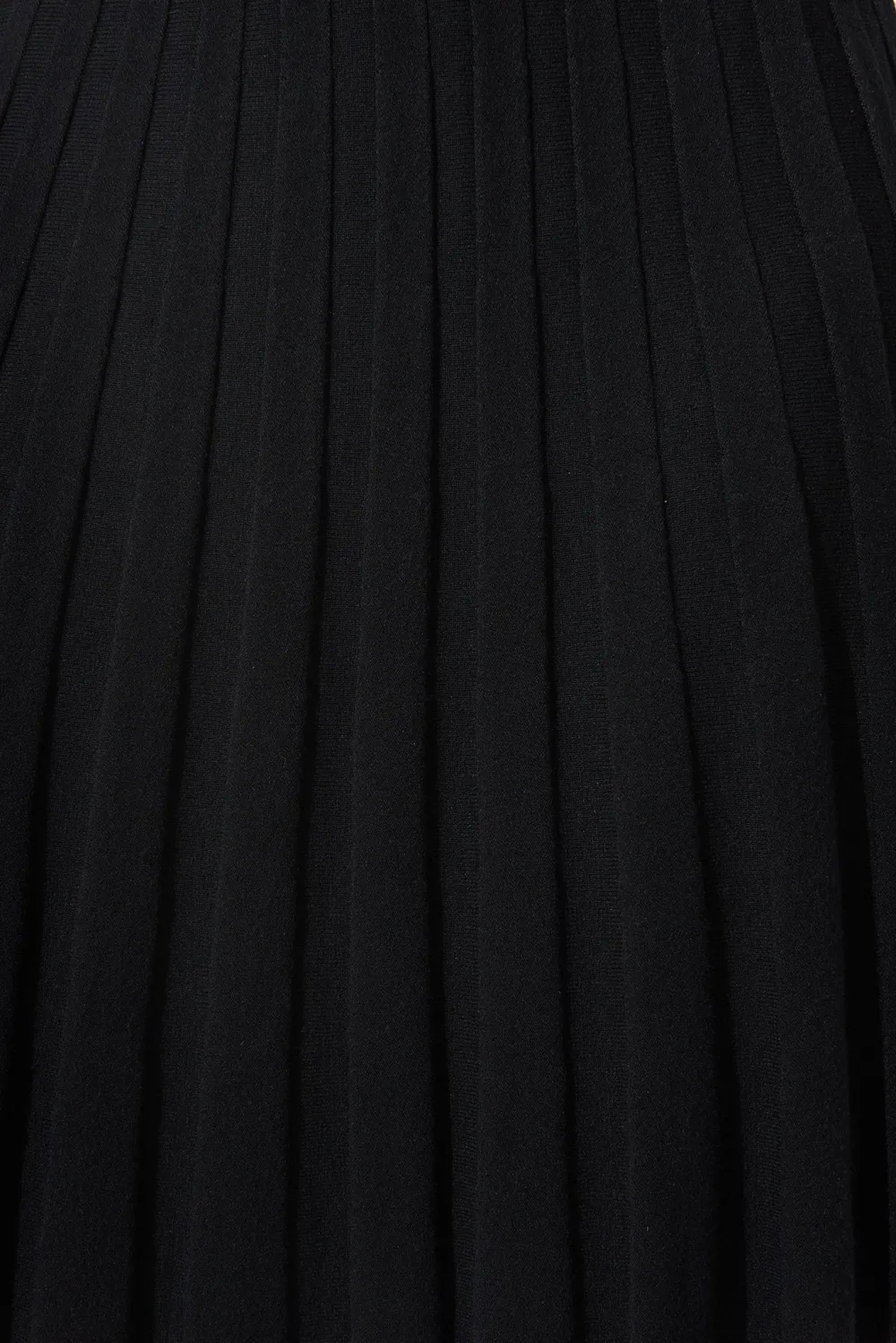 Black Long Sleeve Pleated Knit Dress