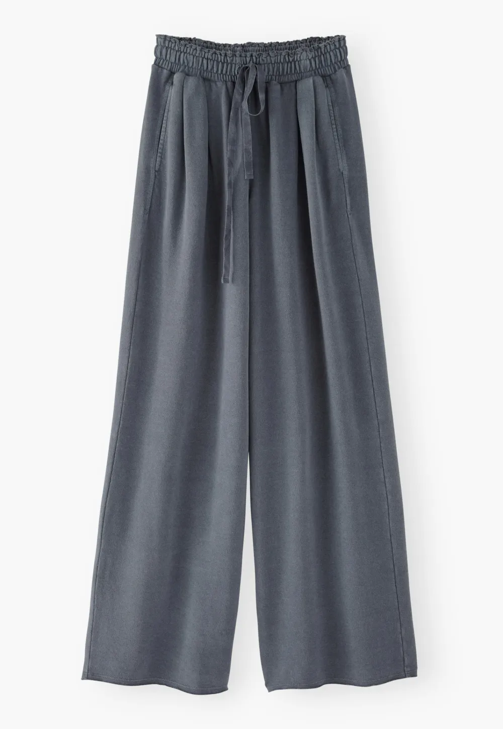 Jersey wide-leg trousers
Pigment-dyed hemp & organic cotton