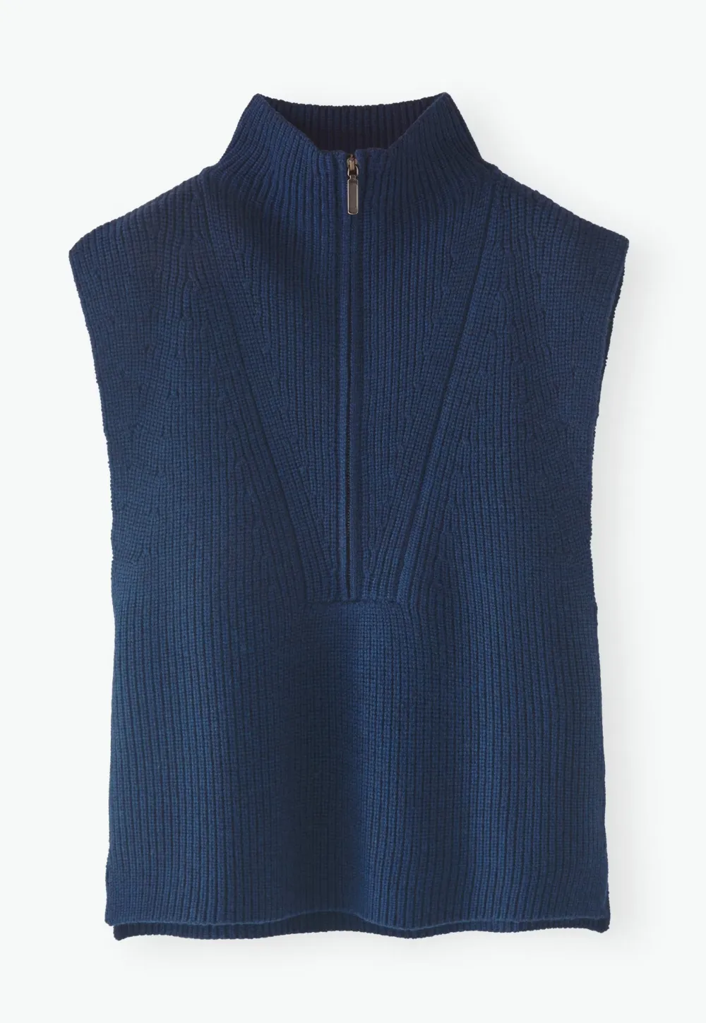 Sleeveless sweater
Merino wool